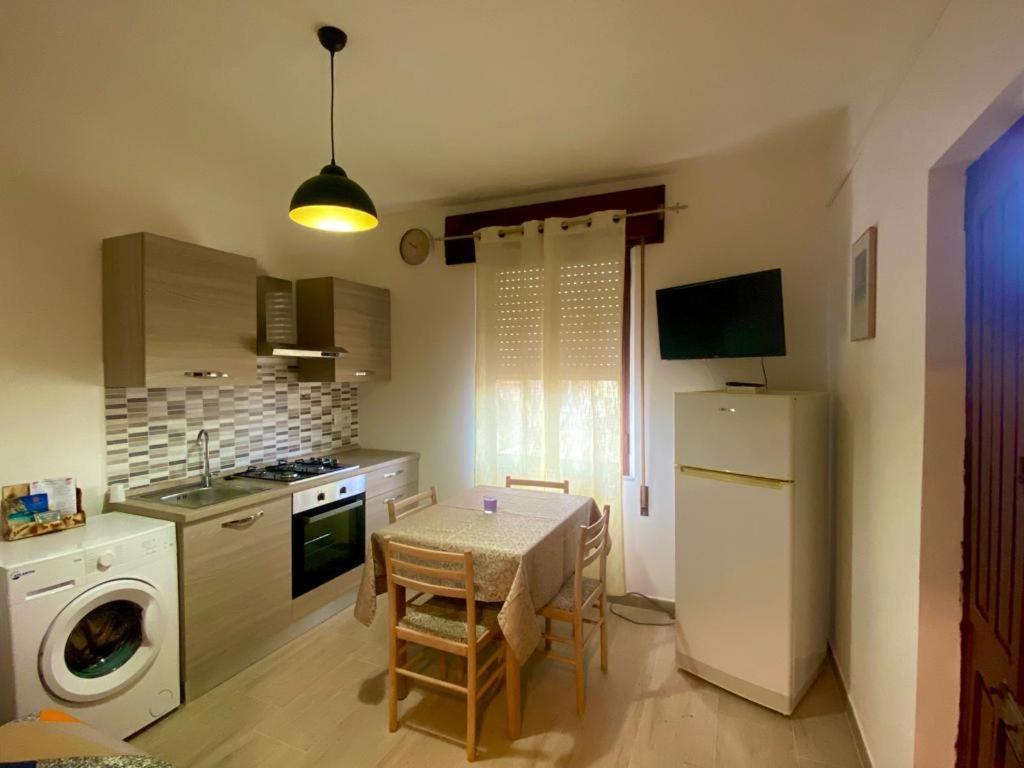 Casa Vacanze Da Michele E Azzurra Lotzorai Exteriör bild